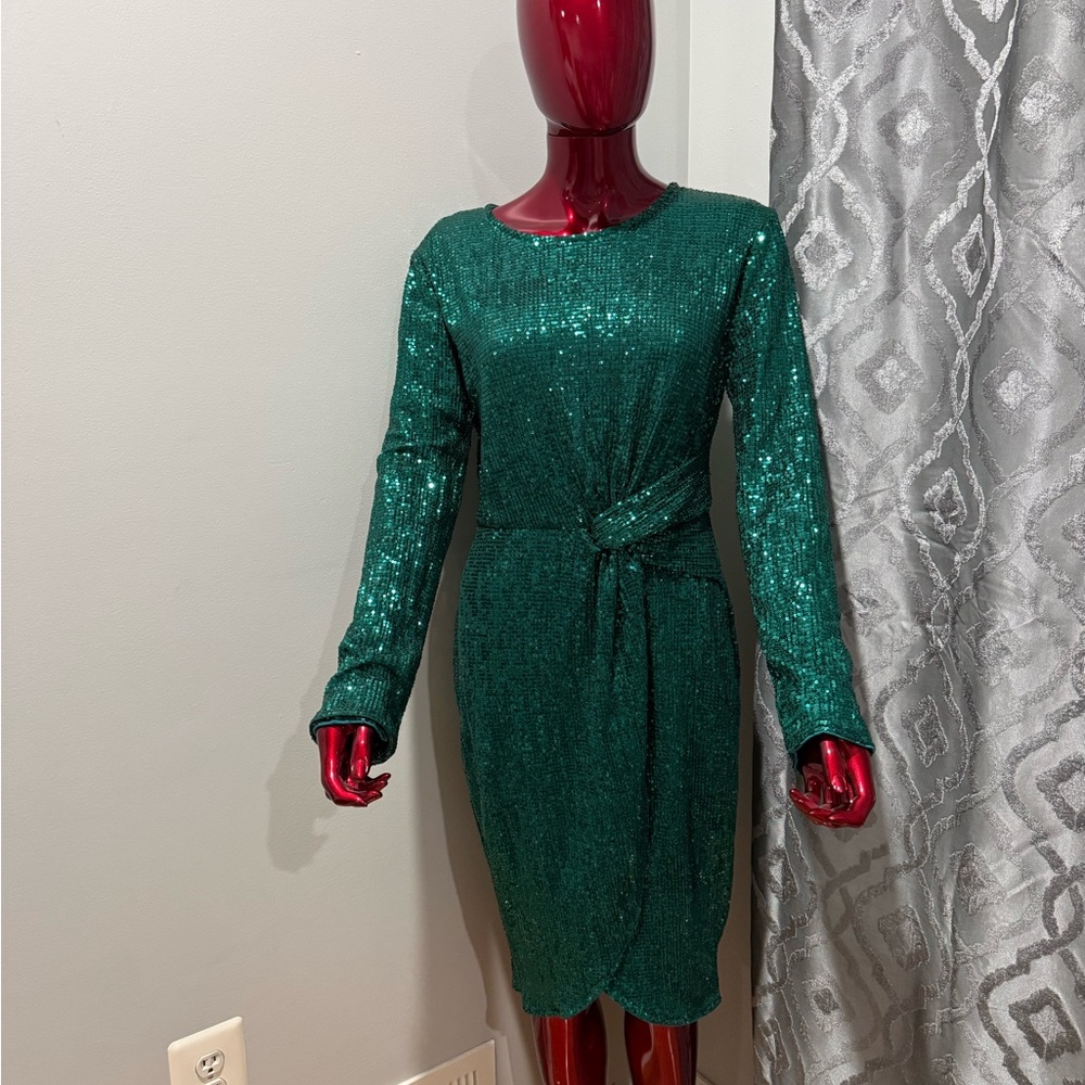 Green Sequin Long-Sleeve Knot Front Dress